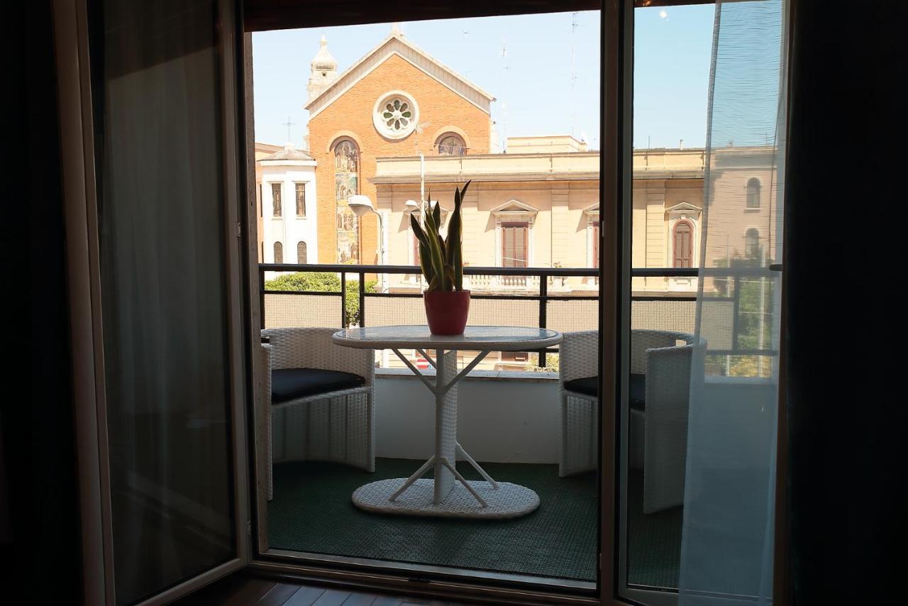 Savoia & Cavour _ Premium Signature _ Otel Bari Dış mekan fotoğraf