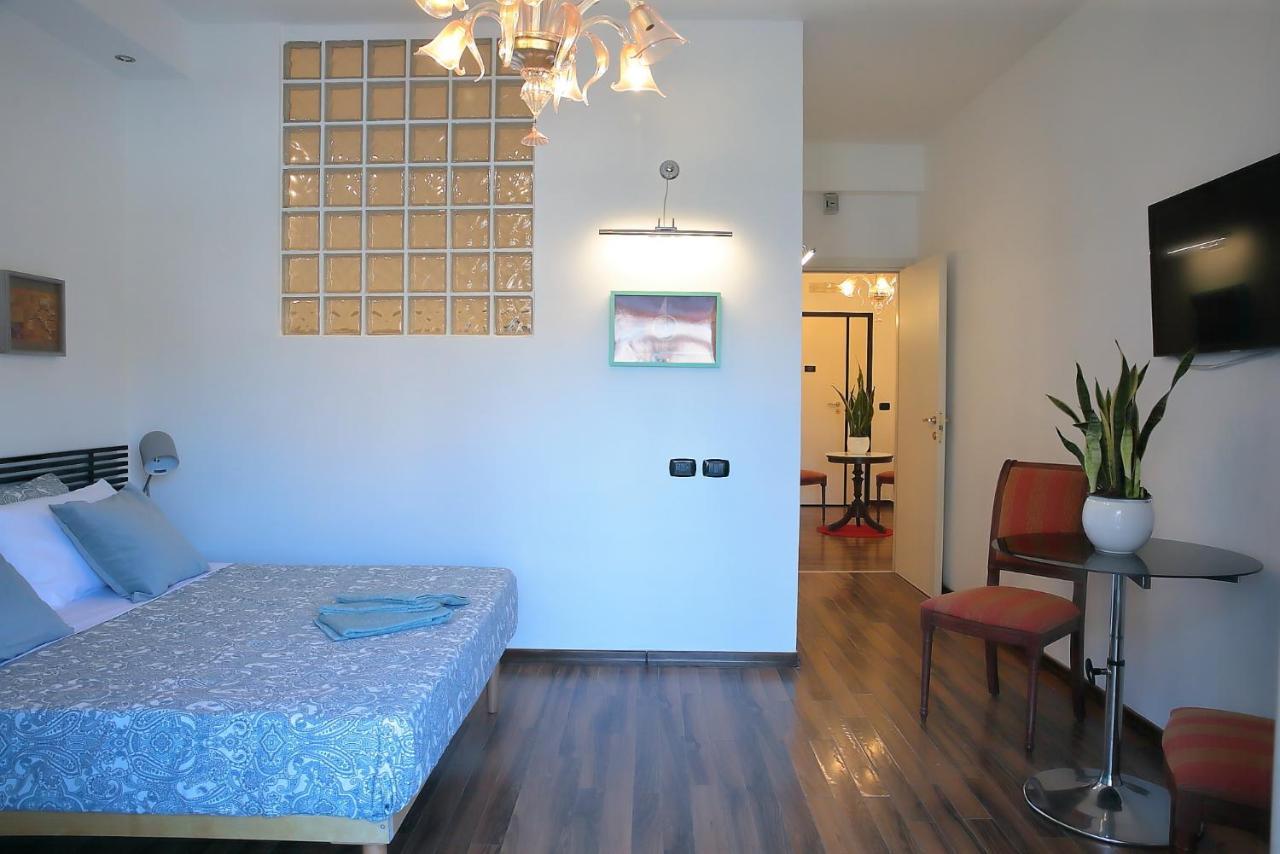 Savoia & Cavour _ Premium Signature _ Otel Bari Dış mekan fotoğraf